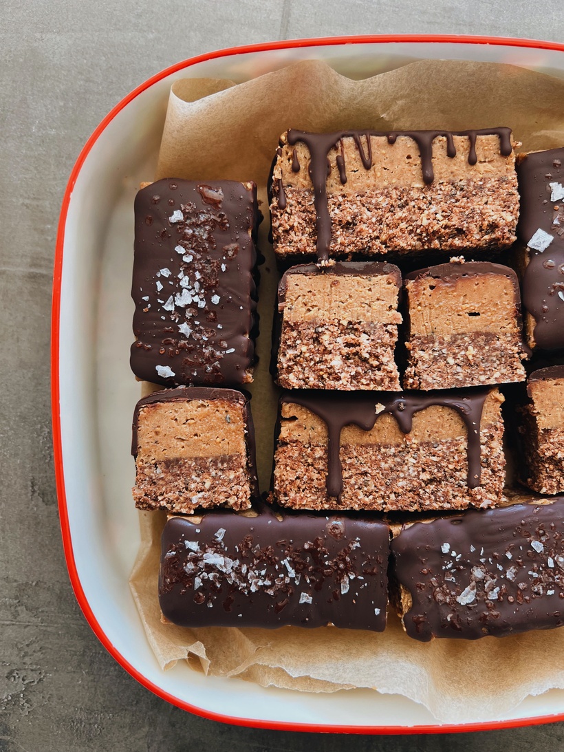 Fig-Hazelnut Caramel Candy Bars