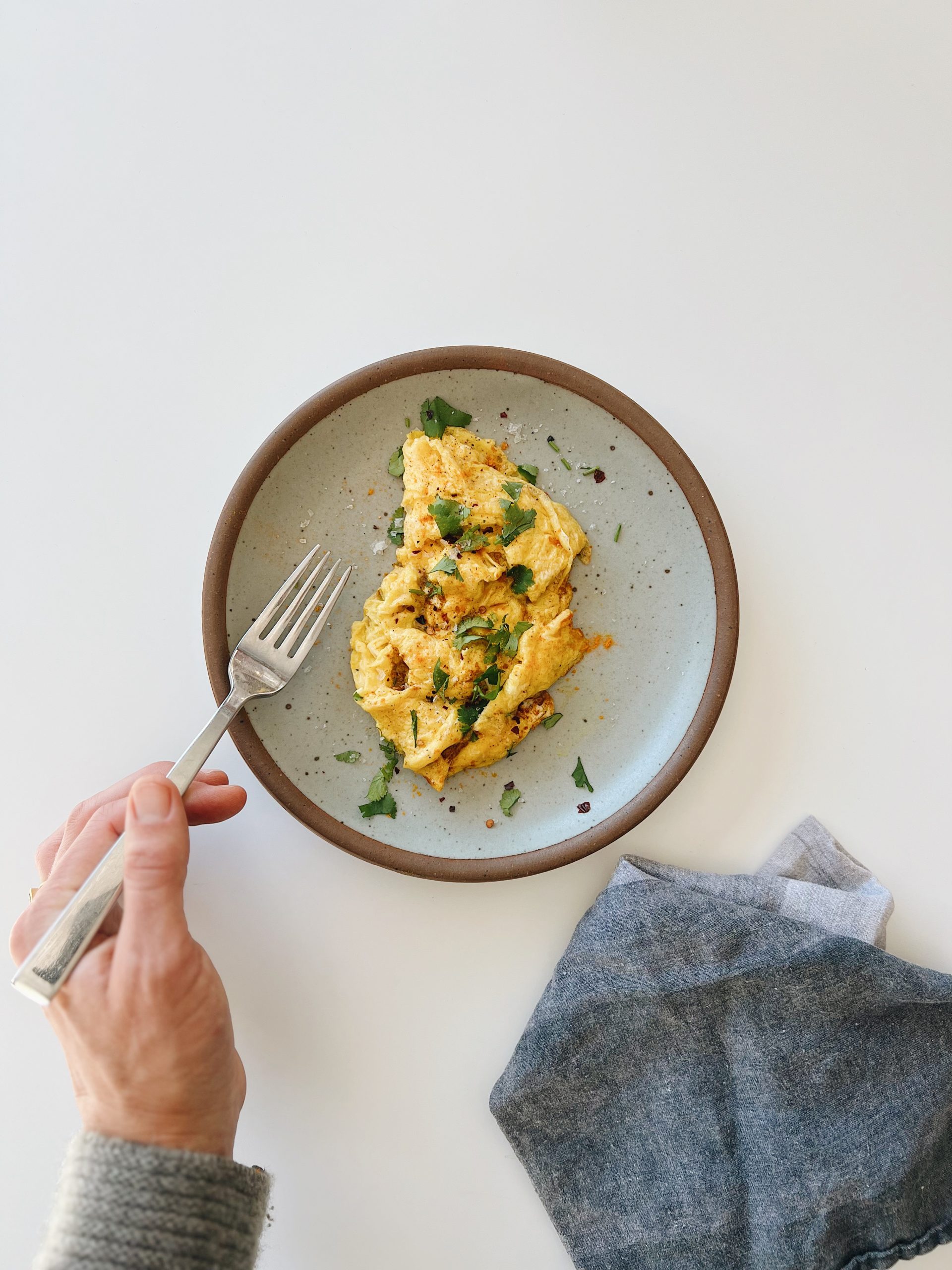 Soft and Creamy Turmeric Scrambled Eggs Lentine Alexis